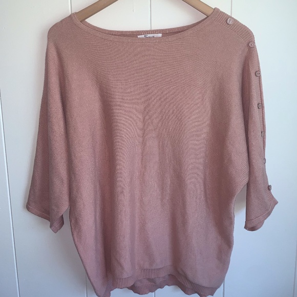 Dusty Rose Sweater - Picture 1 of 3
